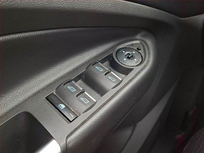 Ford Kuga (2018) 1.5 EcoBoost, Navi, Tempomat - fotka 20 z 20