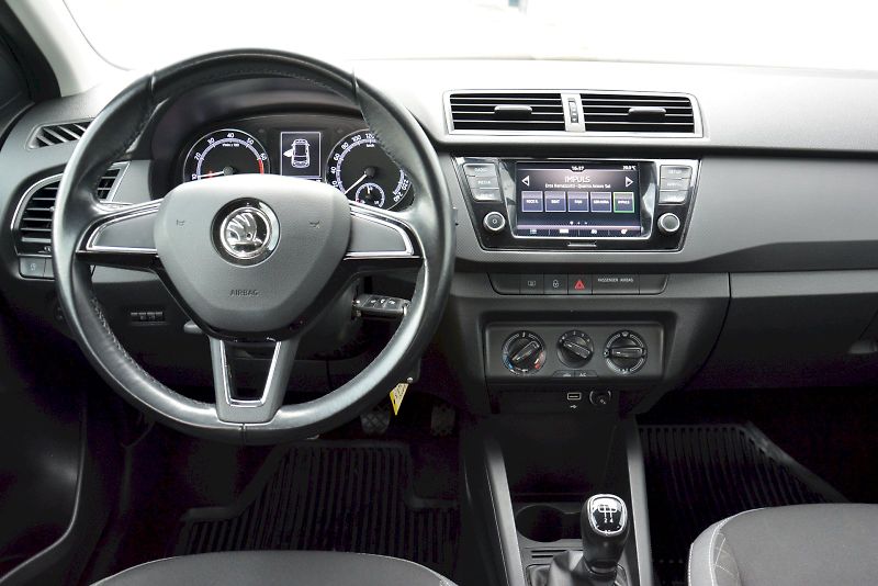 Škoda Fabia (2020) 1.0 TSI 70 kW Ambition PLUS - fotka 5 z 21