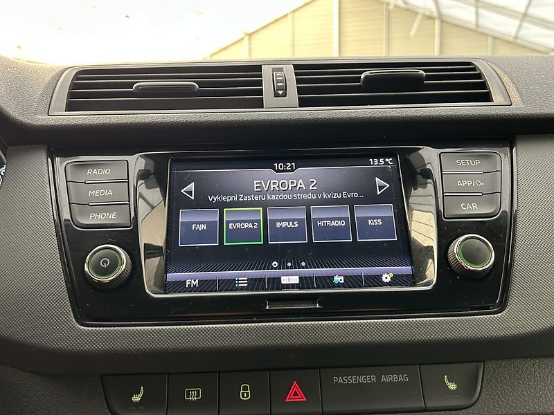 Škoda Fabia 1.0 TSI Active - fotka 12 z 25