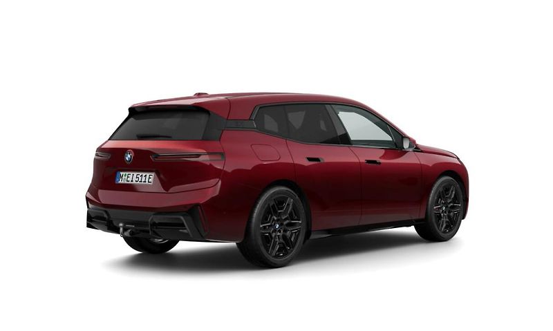 BMW iX xDrive45 - fotka 2 z 4