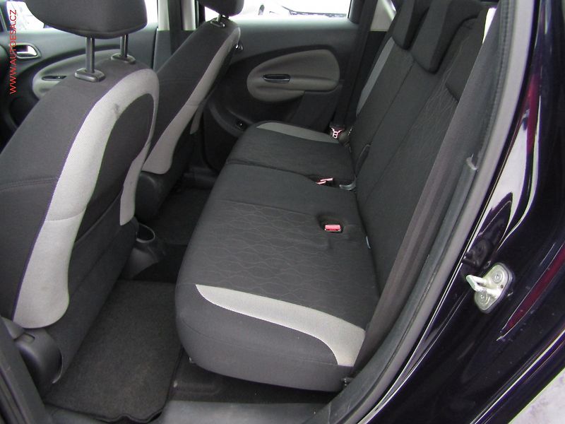 Citroën C3 Picasso (2013) 1.4i, AC, temp - fotka 10 z 14