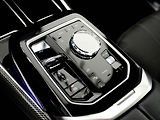 BMW Řada 7 750e xDrive - náhled 16