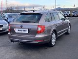 Škoda Superb (2010) 2.0 TDi, DSG, navi, xenon - náhled 7
