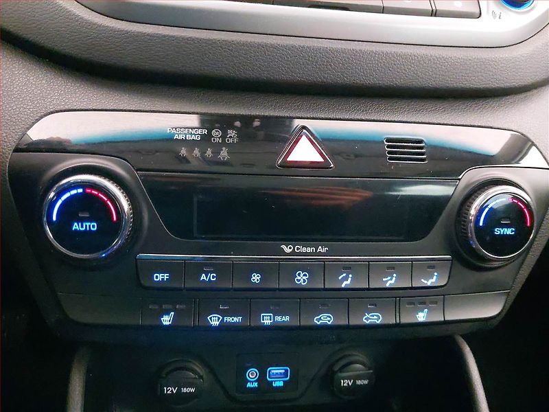Hyundai Tucson (2017) Premium 1.7 CRDi, Automat - fotka 15 z 21