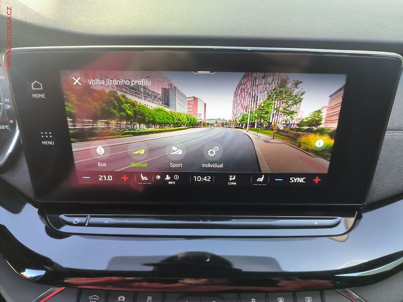 Škoda Octavia (2022) 2.0 TSi 4X4, ČR, SportLine - fotka 14 z 30