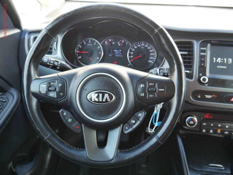 Kia Carens (2017) 1.6GDi, 1.maj,ČR, Navi, park - fotka 8 z 22