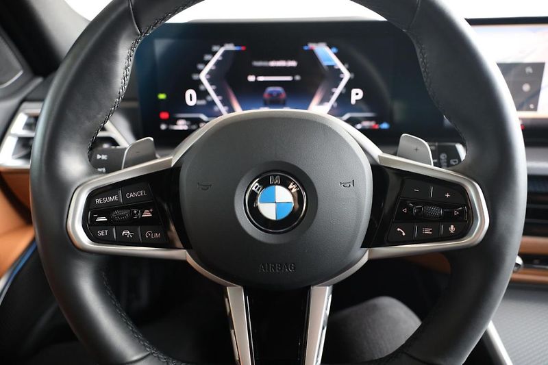 BMW Řada 3 320d xDrive Touring - fotka 26 z 27
