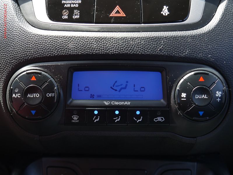 Hyundai ix35 (2010) 2.0 CVVT 4x4, ČR, AT, navi - fotka 17 z 25