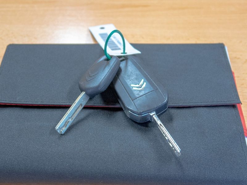 Citroën SpaceTourer (2020) 5x dv 9sed - ROZVODY - fotka 46 z 49