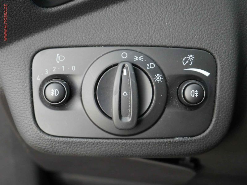 Ford Kuga (2019) 1.5 EcoBoost, Navi, TZ - fotka 17 z 19