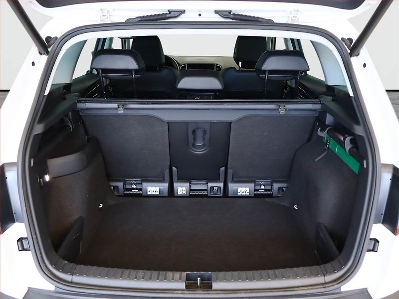 Škoda Karoq (2019) Style 2.0 TDI, Kůže, Tempomat - fotka 11 z 19