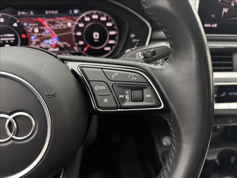 Audi A5 2,0 140kW AT 4X4 HUD DPH NAVI - fotka 13 z 56
