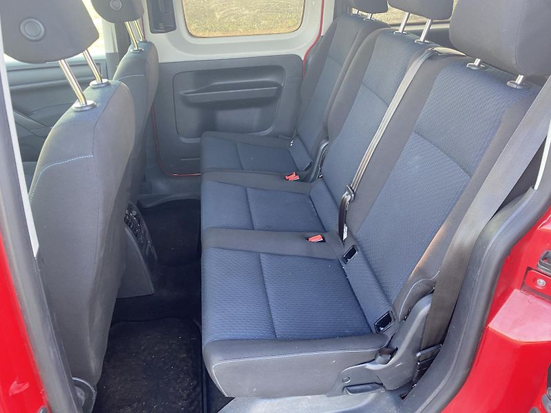 Volkswagen Caddy (2016) 110kw long 7míst - fotka 11 z 20