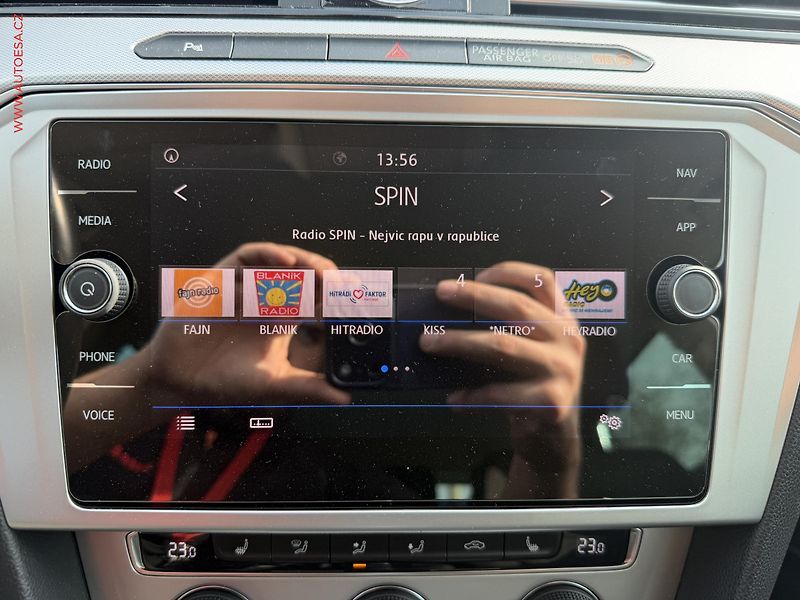 Volkswagen Passat (2018) 2.0TDi, DSG, navi, TZ - fotka 13 z 22