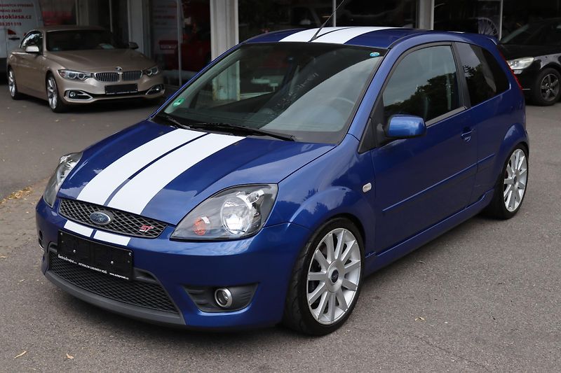 Ford Fiesta ST 2.0i 110kW - fotka 17 z 49