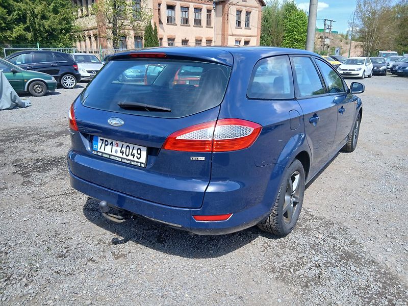 Ford Mondeo 2.2 TDCI, tažný, ALU - fotka 9 z 29