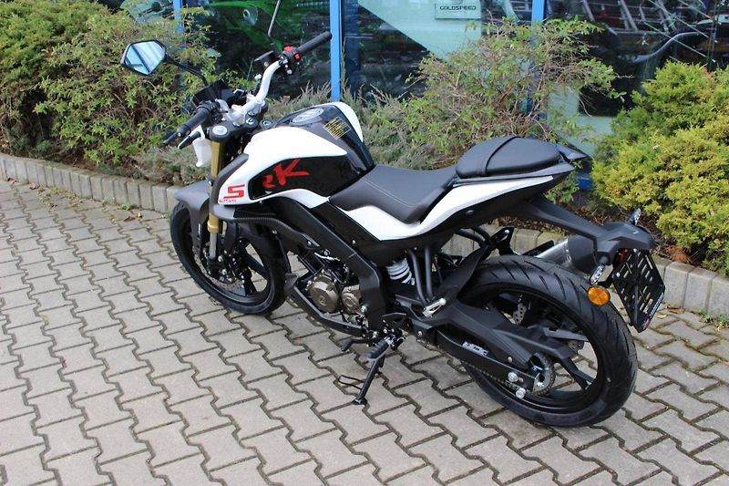 QJ Motor SRK 125 S (2025) NOVINKA 2025 SKLADEM - fotka 7 z 9