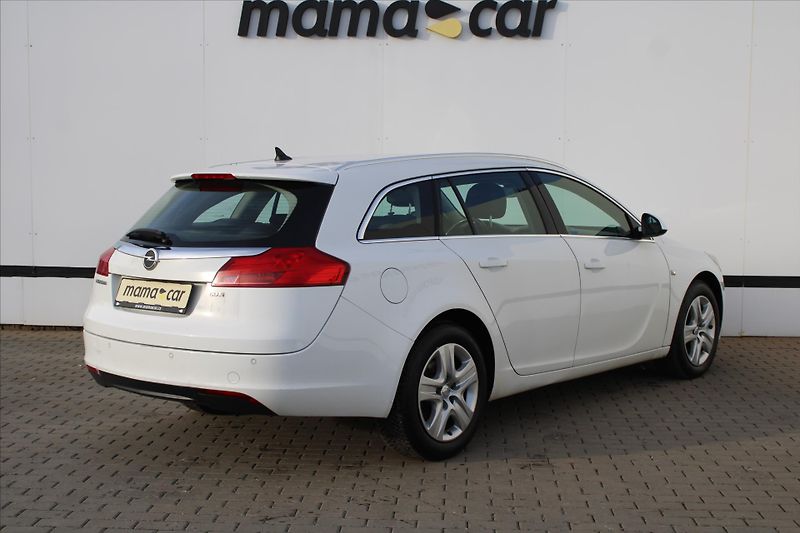 Opel Insignia 2.0 CDTI NAVI - fotka 7 z 20