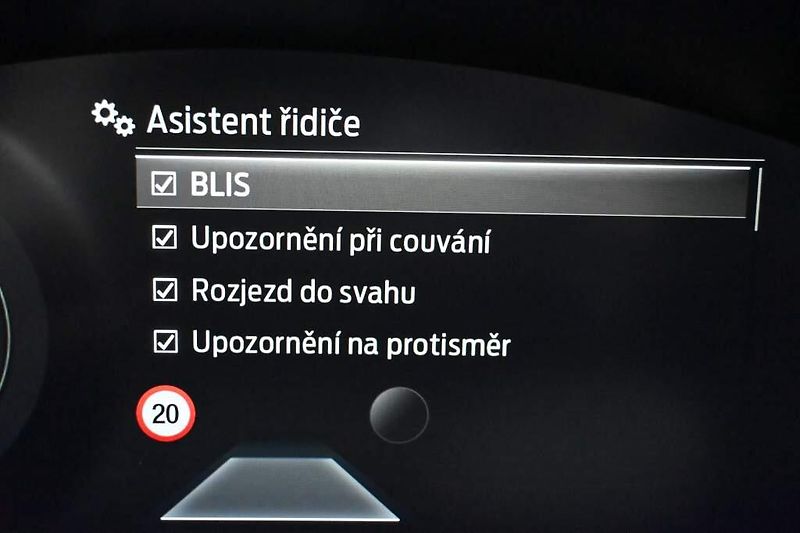Ford Focus (2022) 1.5 ACTIVE X LED ACC VIRTUAL B - fotka 28 z 38