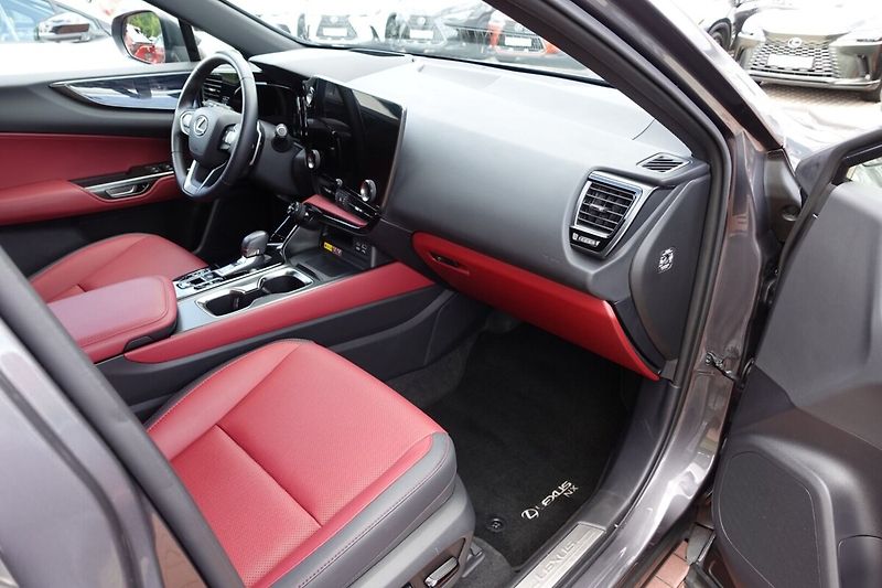 Lexus NX 350h NX350h Executive Top 4x4 - fotka 13 z 34
