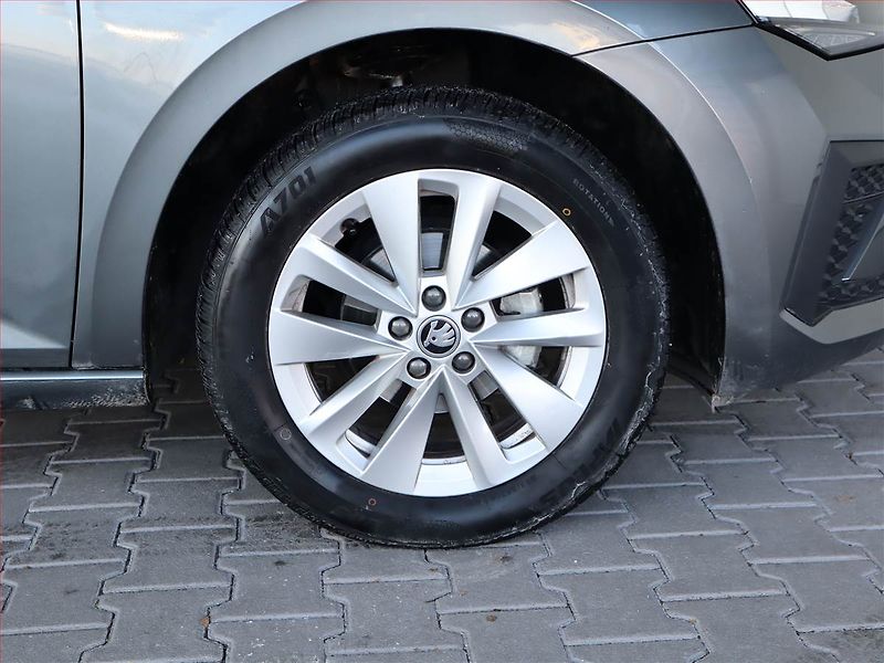 Škoda Scala (2024) Selection 1.0 TSI, Serv.kniha - fotka 14 z 21