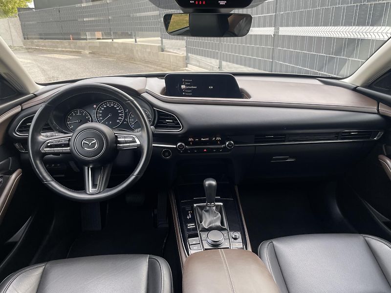 Mazda CX-30 (2022) 2.0 SKYACTIV-X 137kW COSMO 4x4 - fotka 9 z 42