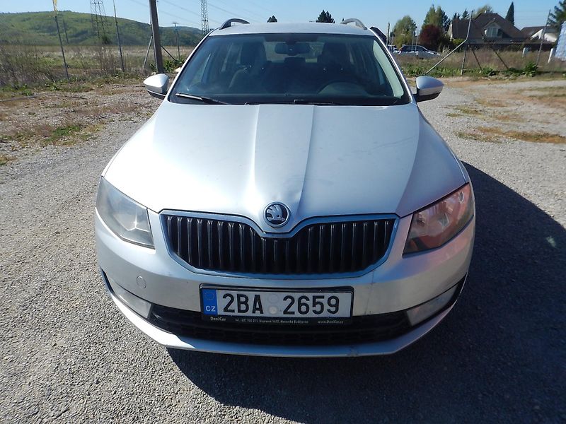 Škoda Octavia III 1.6 TDi 81 kw tažné - fotka 8 z 14