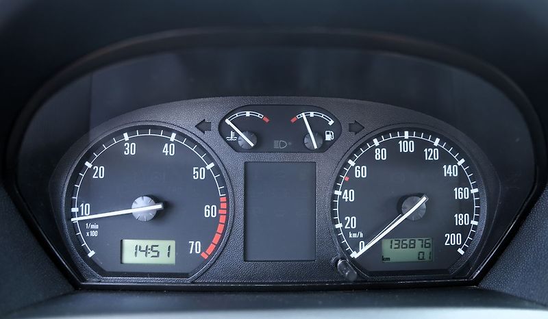 Škoda Fabia 1.0 MPI 50PS/ČR/136.000 km !!! - fotka 30 z 35