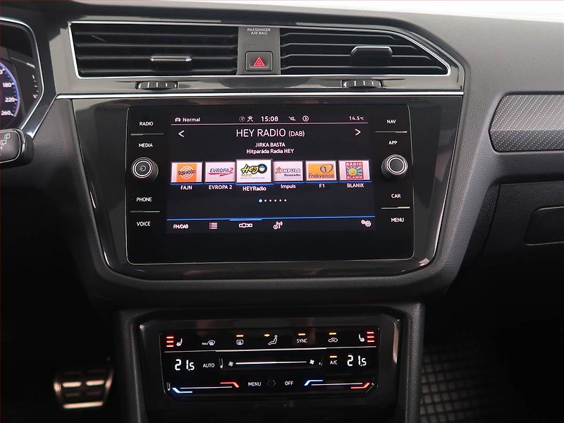 Volkswagen Tiguan (2023) R-Line 2.0 TDI - fotka 12 z 24