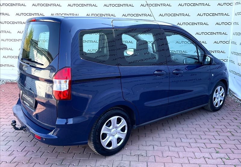 Ford Tourneo Courier 1,5 TDCi,74kW,Trend,ČR,1.maj., - fotka 4 z 26