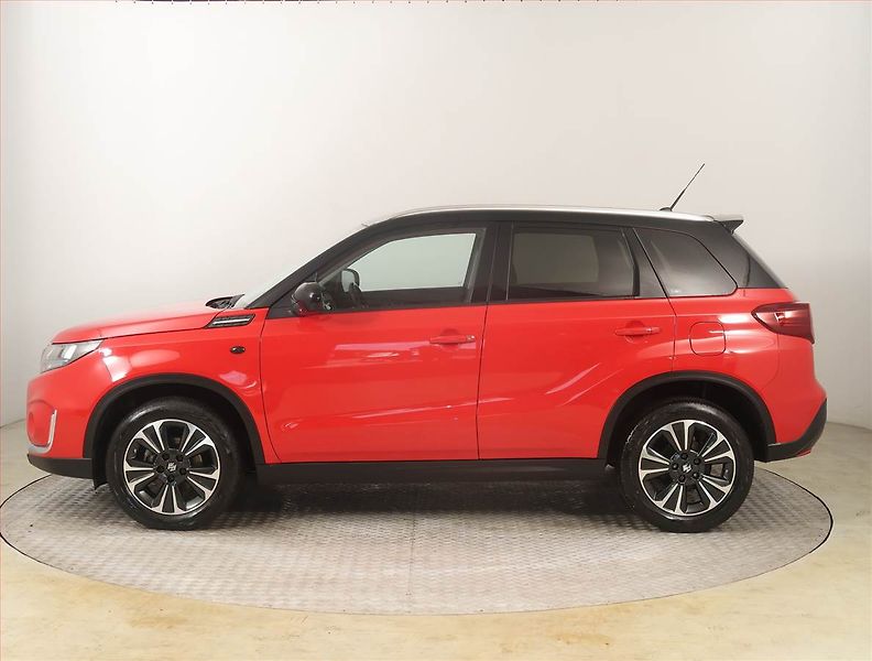 Suzuki Vitara (2021) Premium 1.4 BoosterJet, 4X4 - fotka 3 z 22