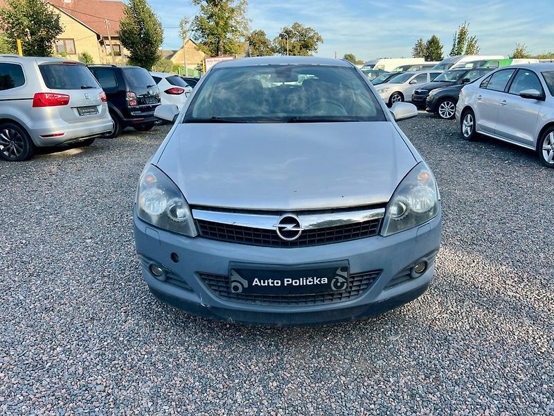 Opel Astra (2007) 1.7d 74 kW - fotka 4 z 19