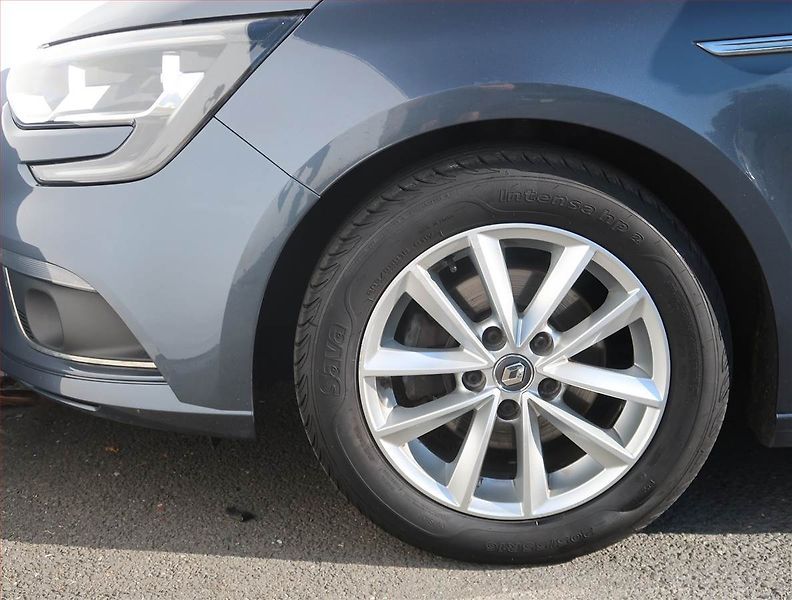 Renault Mégane (2018) Intens 1.2 TCe, Automat - fotka 15 z 21