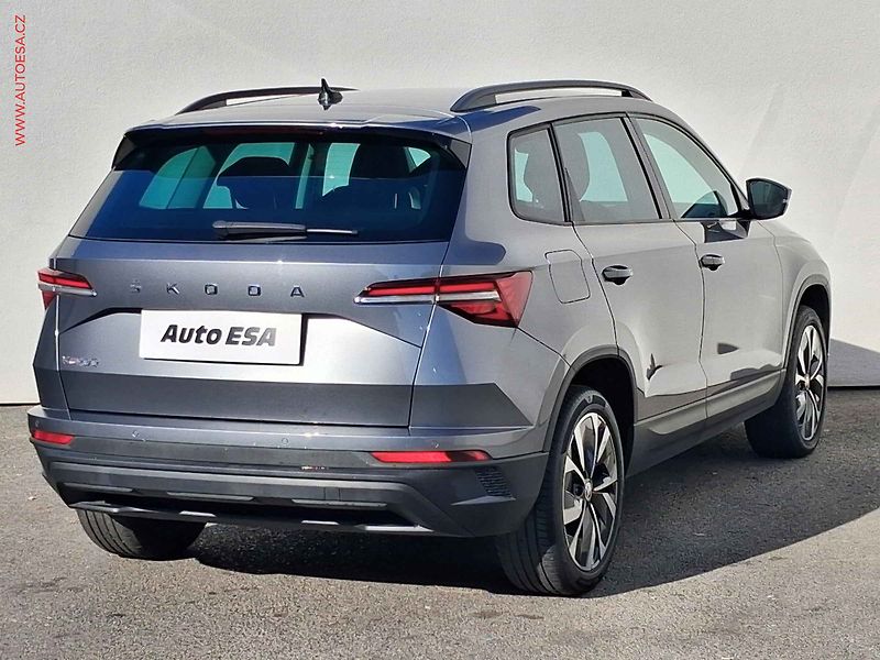 Škoda Karoq (2022) 2.0 TDi, Style, navi, kamera - fotka 4 z 20