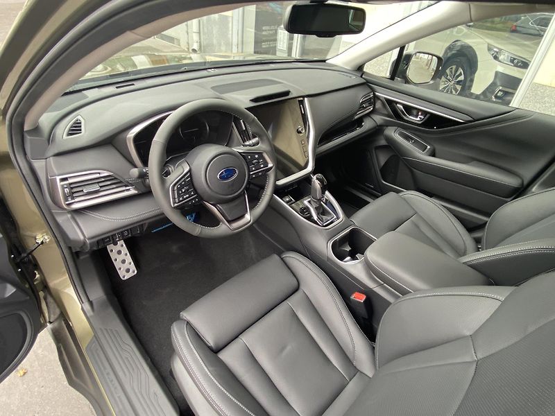 Subaru Outback (2025) 2.5i-Touring EyeSight -2025,5 - fotka 13 z 21