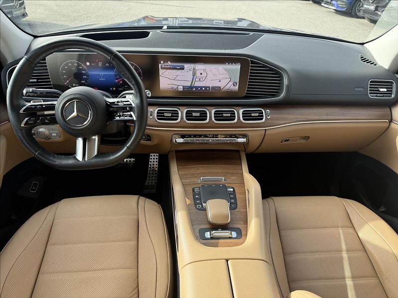 Mercedes-Benz GLS 450 4MATIC AMG linie - fotka 9 z 13