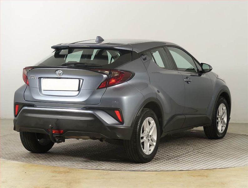 Toyota C-HR (2021) 1.2 Turbo, Serv.kniha - fotka 5 z 20