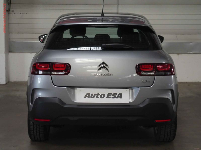 Citroën C4 Cactus (2018) 1.2 PT, 2.maj,ČR, servis - fotka 5 z 19