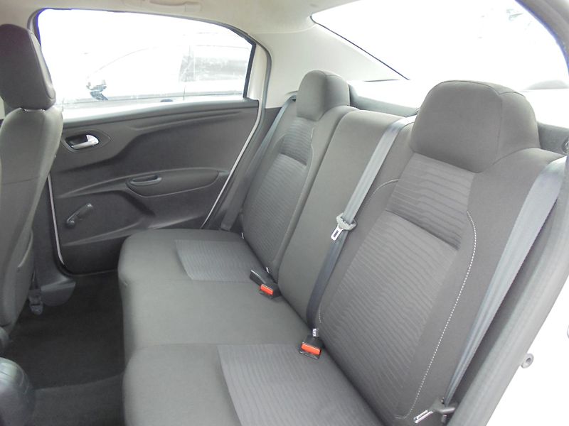 Peugeot 301 (2013) 1.2 VTI- KLIMA- ČR- SERVISKA - fotka 11 z 11