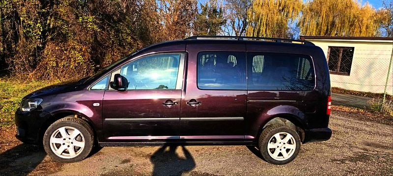 Volkswagen Caddy Maxi TDI 4x4 7 míst  - fotka 9 z 50