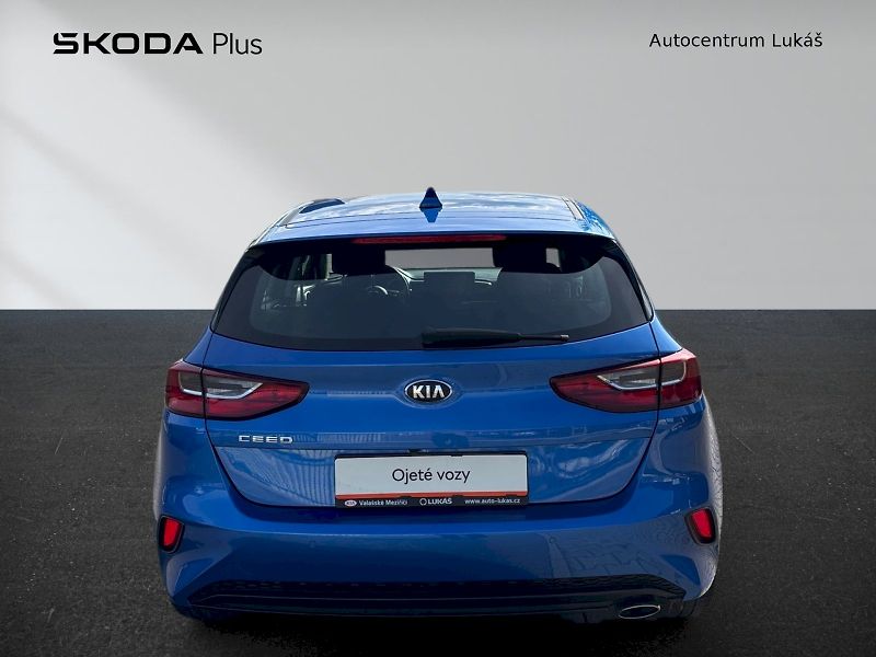 Kia Ceed (2021) - fotka 9 z 27