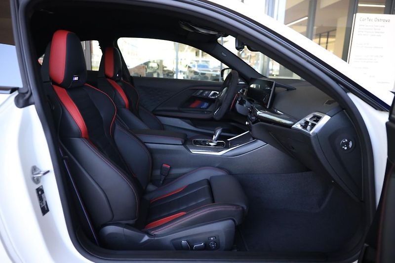 BMW M2 Coupe - fotka 14 z 18