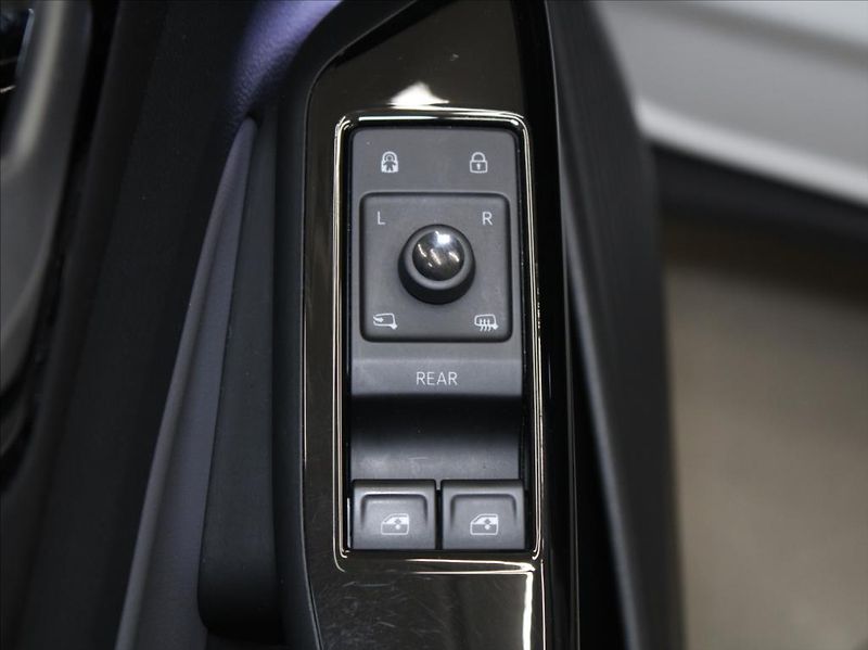Volkswagen ID.4 0,0 77kWh 150kW Pro Perf. ČR - fotka 18 z 24