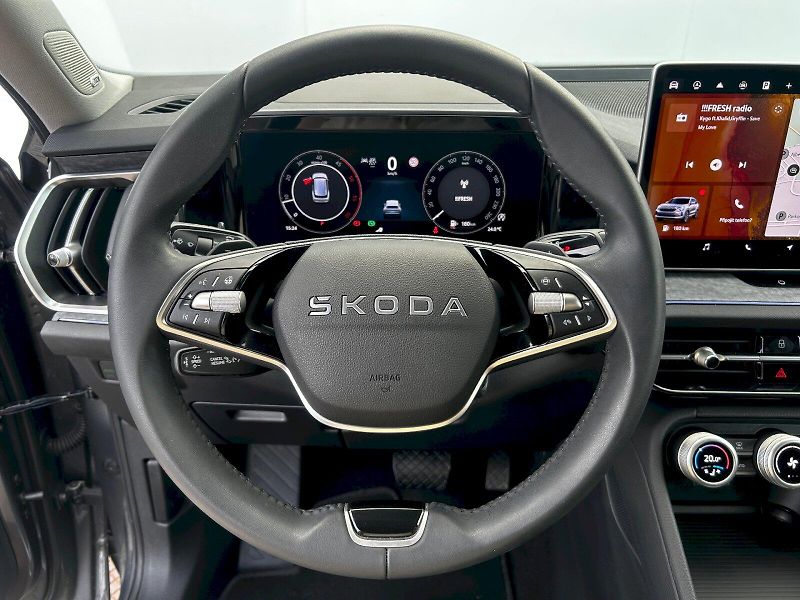 Škoda Kodiaq (2025) 2.0 TDI 142kW 4x4 DSG Exclusiv - fotka 7 z 35