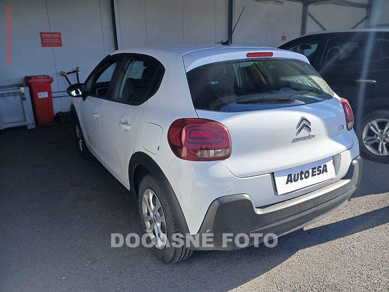 Citroën C3 (2018) 1.2 PT, 1.maj,ČR, 1. Majitel - fotka 2 z 3