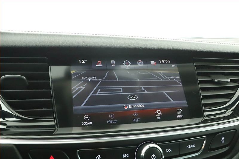 Opel Insignia (2017) 1.5 Turbo, Automat, Kůže, Navi - fotka 15 z 18