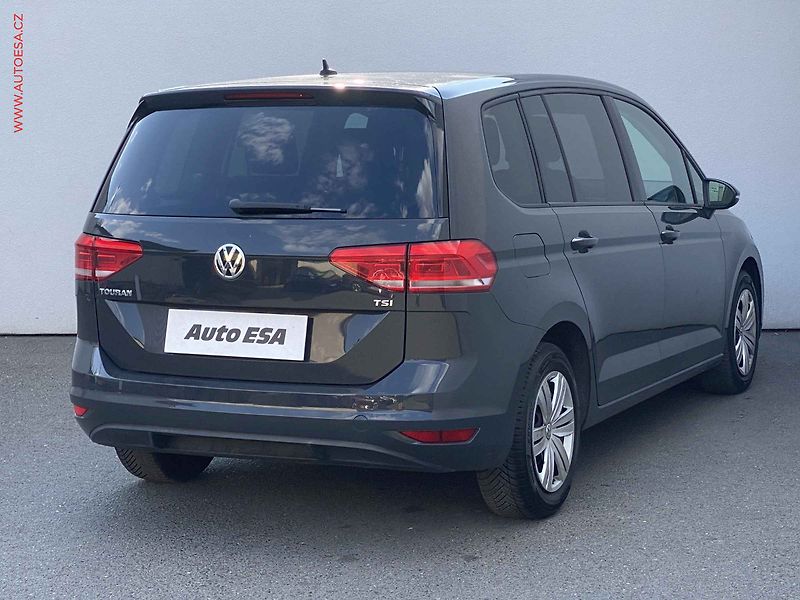 Volkswagen Touran (2017) 1.2 TSi, Trendline - fotka 4 z 15