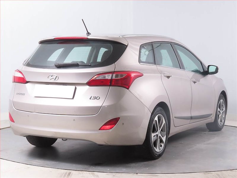 Škoda Superb (2021) Laurin&Klement 2.0 TDI - fotka 5 z 20