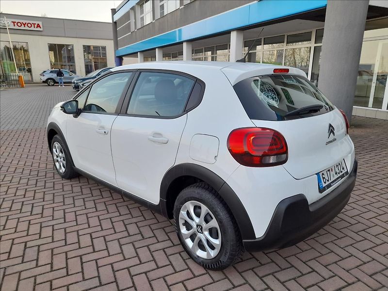 Citroën C3 1,2 PureTech - fotka 8 z 21