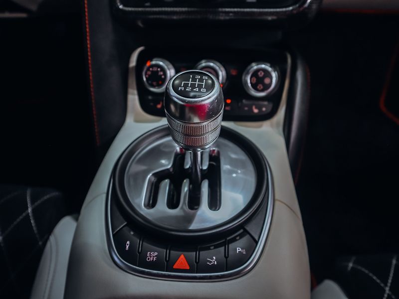 Audi R8 4.2 TFSI Quattro 6MAN - TOP!!! - fotka 10 z 33